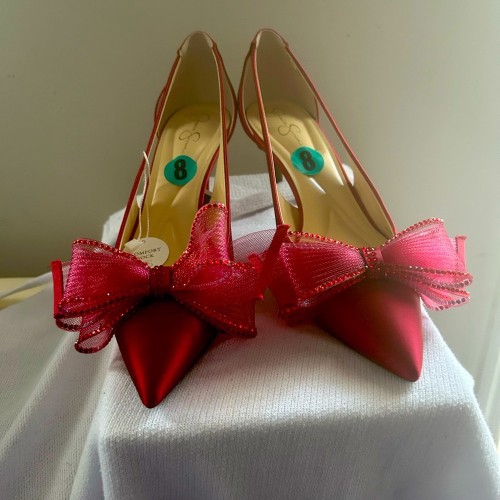 Elegant Red Bow Pointed-Toe Slingback Heels
